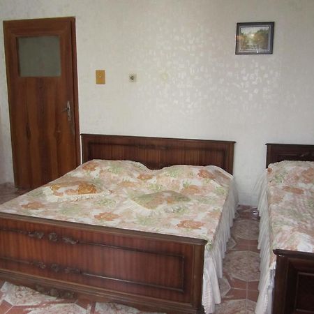 Central Guesthouse เนเซบาร์ ภายนอก รูปภาพ