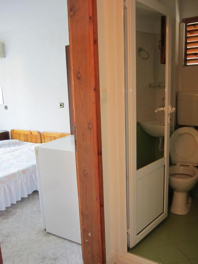 Central Guesthouse เนเซบาร์ ภายนอก รูปภาพ
